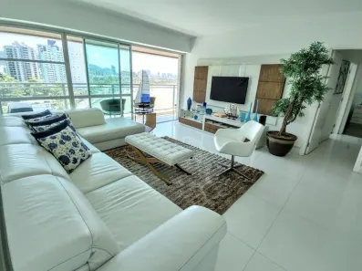 Apartamento com 3 Quartos à venda, 160m² no Pitangueiras, Guarujá
