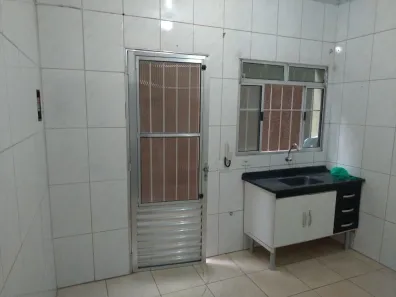 Casa com 1 Quarto para alugar, 30m² no Vila Paiva, São Paulo