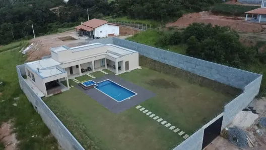 Fazenda/Sítio com 3 Quartos à venda, 86m² no Jardim Floresta, Atibaia