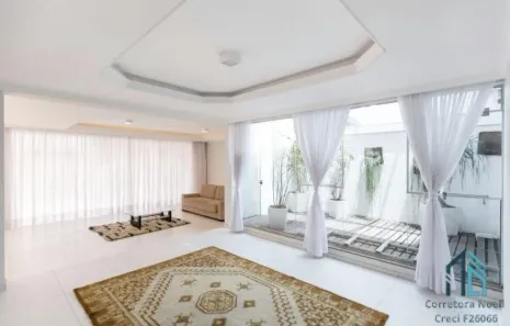 Casa com 5 Quartos à venda, 573m² no Portão, Curitiba