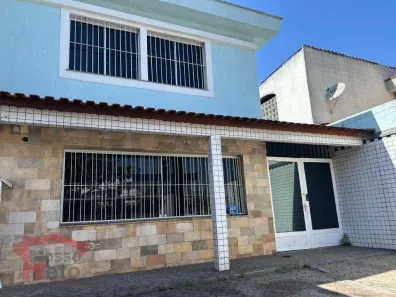 Imóvel Comercial com 3 Quartos para alugar, 230m² no Parque São Domingos, São Paulo