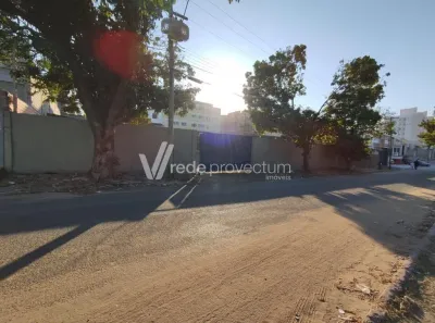 Lote/Terreno à venda, 2200m² no Jardim do Lago, Campinas