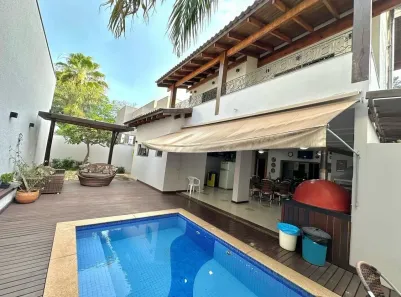 Casa de Condomínio com 4 Quartos para alugar, 350m² no Jardim Itália, Cuiabá