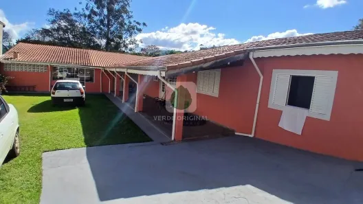 Fazenda/Sítio com 4 Quartos à venda, 199m² no , Sapucaí-Mirim
