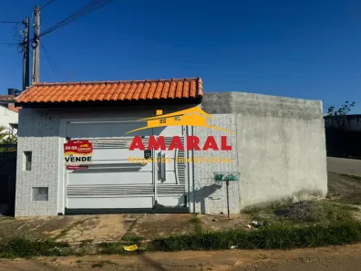 Casa com 2 Quartos à venda, 70m² no Parque Alvorada, Suzano