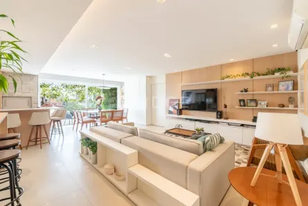 Apartamento com 3 Quartos à venda, 132m² no Auxiliadora, Porto Alegre
