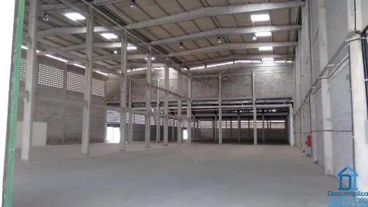 Galpão/Depósito/Armazém com 5 Quartos para alugar, 3000m² no Ibura, Recife