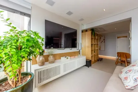 Apartamento com 2 Quartos à venda, 136m² no Jardim das Acácias, São Paulo