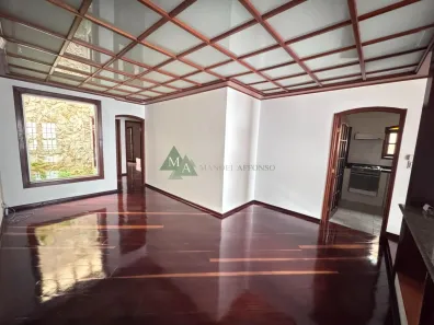 Sobrado com 4 Quartos à venda, 240m² no Jardim Imperial, Sorocaba