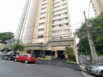 Apartamento com 3 Quartos à venda, 230m² no Fundinho, Uberlândia