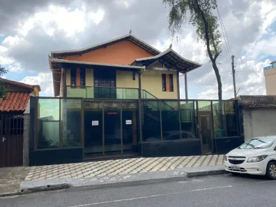 Casa com 6 Quartos à venda, 360m² no Barreiro, Belo Horizonte