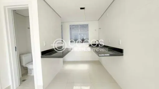 Apartamento com 2 Quartos à venda, 67m² no Vila Paris, Belo Horizonte