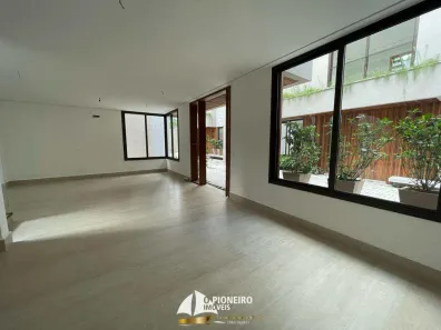 Casa de Condomínio com 4 Quartos à venda, 260m² no Bairro de Juquehy, São Sebastião