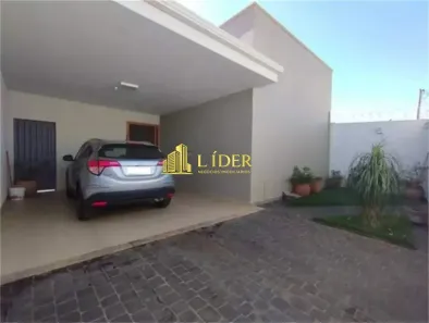 Casa com 3 Quartos à venda, 174m² no Jardim Patrícia, Uberlândia