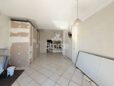 Ponto Comercial para alugar, 65m² no Santa Mônica, Uberlândia