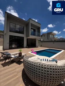 Casa de Condomínio com 5 Quartos à venda, 220m² no Chácaras Maringá, Atibaia