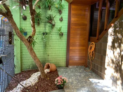 Imóvel Comercial com 3 Quartos para alugar, 124m² no Centro, Nova Friburgo
