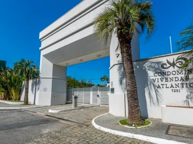 Lote/Terreno à venda, 525m² no Praia do Estaleiro, Balneário Camboriú
