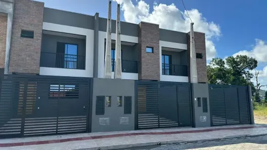 Sobrado com 3 Quartos à venda, 136m² no Areias, Camboriú
