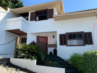 Casa de Condomínio com 3 Quartos à venda, 360m² no Maria Paula, Niterói