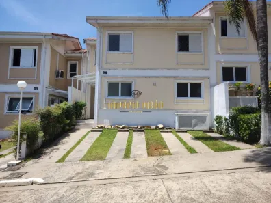Sobrado com 4 Quartos para alugar, 156m² no Jardim Casa Branca, Suzano