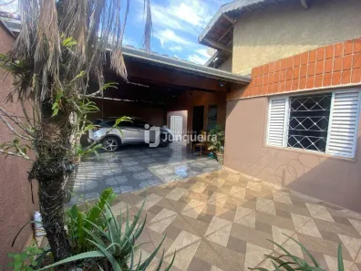 Casa com 3 Quartos à venda, 210m² no Santa Terezinha, Piracicaba