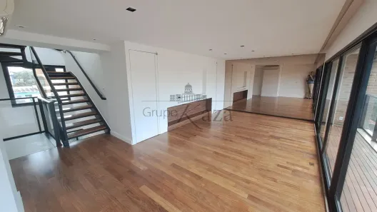 Cobertura com 2 Quartos para alugar, 222m² no Vila Progredior, São Paulo