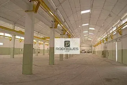 Galpão/Depósito/Armazém para alugar, 4400m² no Vila Nogueira, Diadema