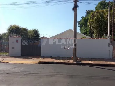 Casa com 3 Quartos à venda, 105m² no Centro, Araraquara