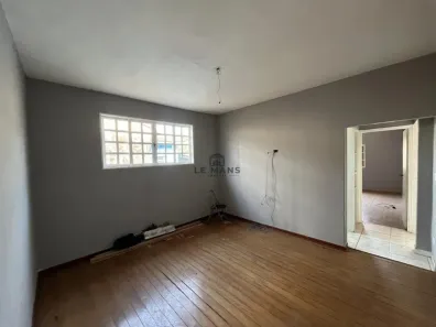 Casa com 3 Quartos para alugar, 135m² no Jardim Europa, Piracicaba