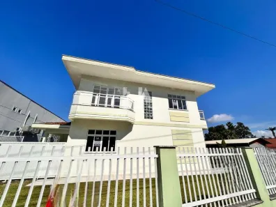 Casa com 2 Quartos para alugar, 121m² no Amizade, Jaraguá do Sul