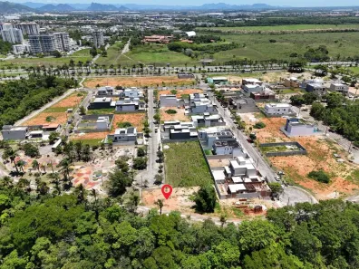 Lote/Terreno à venda, 695m² no Manguinhos, Serra