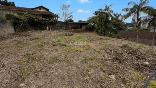 Lote/Terreno à venda, 429m² no Iririú, Joinville