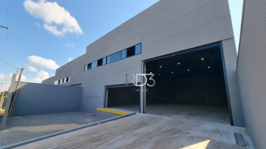 Galpão/Depósito/Armazém para venda ou aluguel, 800m² no Jardim Rosicler, Londrina