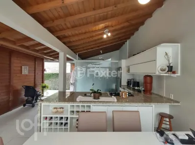 Casa com 3 Quartos à venda, 200m² no Aririú, Palhoça