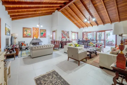 Casa com 4 Quartos à venda, 274m² no Nonoai, Porto Alegre