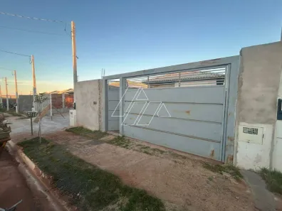 Casa com 2 Quartos para alugar, 50m² no Vereador Ivan Negão, Marília