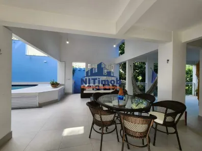 Casa com 3 Quartos à venda, 242m² no Sapê, Niterói