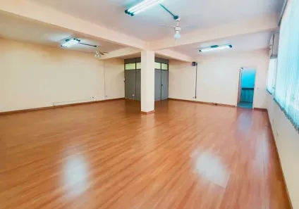 Sala Comercial à venda, 90m² no Centro, Itatiba