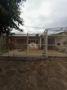 Casa com 2 Quartos à venda, 150m² no Guajuviras, Canoas