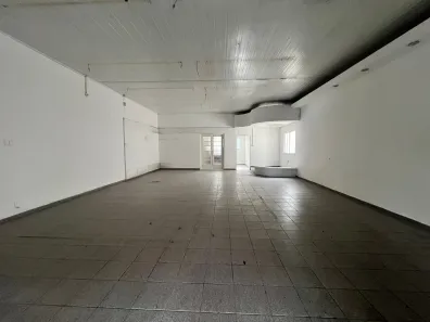 Prédio Comercial à venda, 275m² no Centro, Pelotas