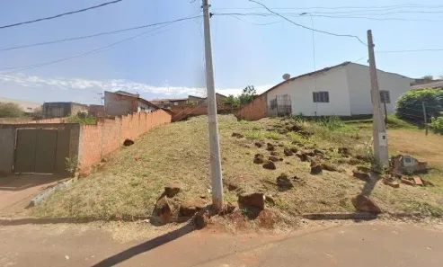 Lote/Terreno à venda, 336m² no Jardim Universal, Araraquara
