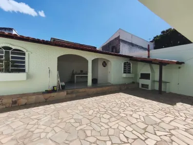 Casa com 5 Quartos à venda, 360m² no Alípio de Melo, Belo Horizonte