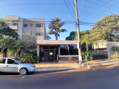 Apartamento com 3 Quartos para alugar, 105m² no Centro, Sertãozinho