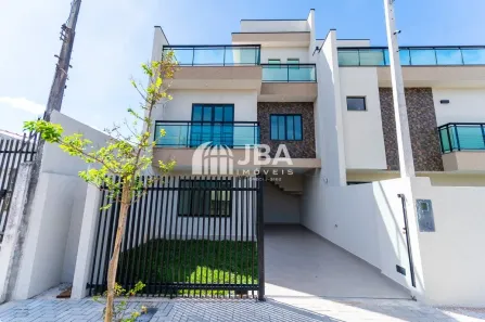 Sobrado com 3 Quartos à venda, 110m² no Tarumã, Curitiba
