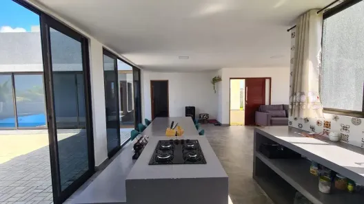 Casa de Condomínio com 3 Quartos à venda, 208m² no Praia de Carapibus, Conde