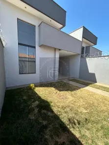 Casa com 3 Quartos à venda, 124m² no Parque Hayala, Aparecida de Goiânia