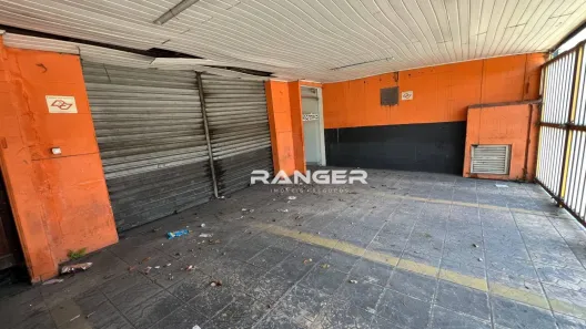 Imóvel Comercial à venda, 350m² no São Jorge, Santos