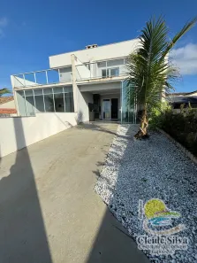 Sobrado com 4 Quartos à venda, 180m² no Cambijú, Itapoá