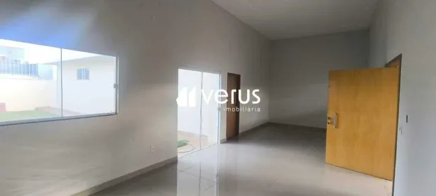Casa com 2 Quartos à venda, 130m² no Laranjeiras, Uberlândia
